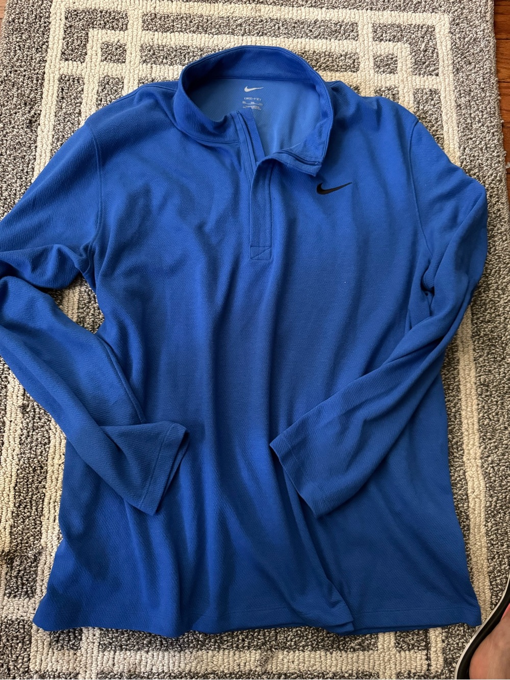 Nike Blue Long-Sleeve Quarter-Zip Performance Pullover